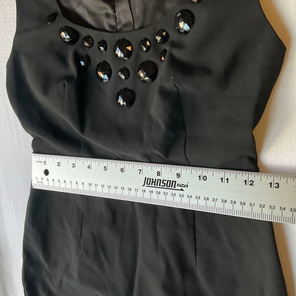 Express Design Studio Women Dress size 2 Sleeveless Knee Length Formal Black - Picture 4 of 9